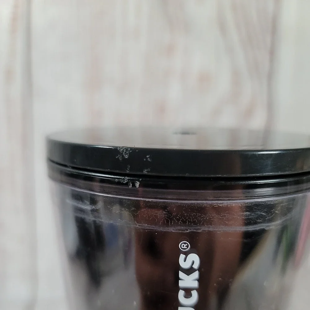 Starbucks 2019 Venti Black & Silver Cascading Snow Glitter Cold Tumbler 24 fl oz